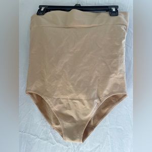 Cacique shape wear The Slimmer Ultra High-Waist brief. Size 22/24